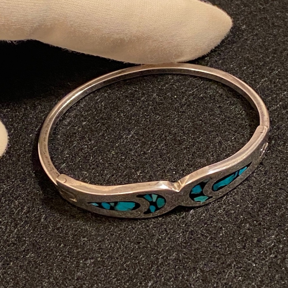 Taxco Mexico Sterling Silver Turquoise Inlay hinged BABY Bangle